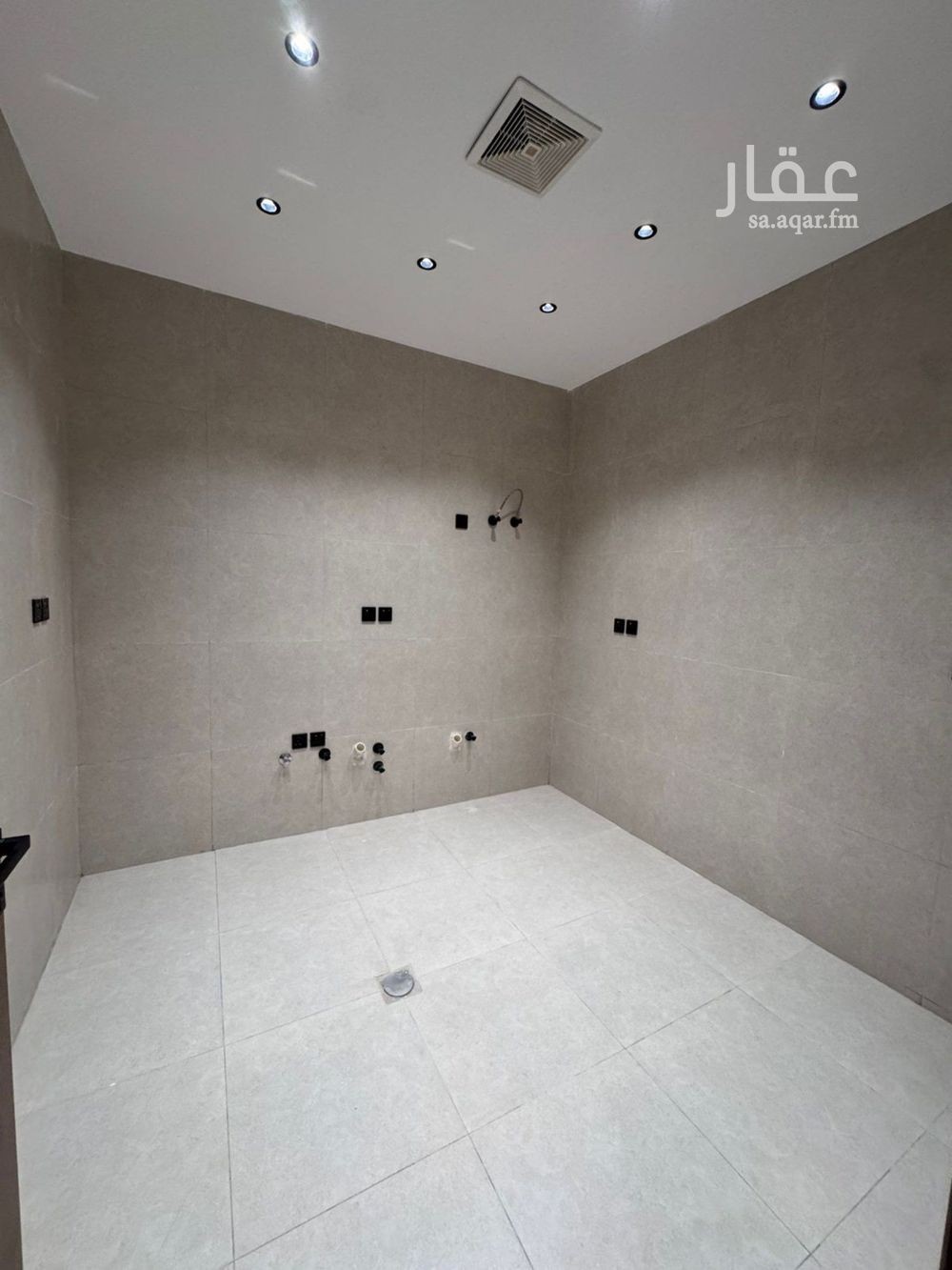 5 bedroom apartment in Al Shati, Jazan 9