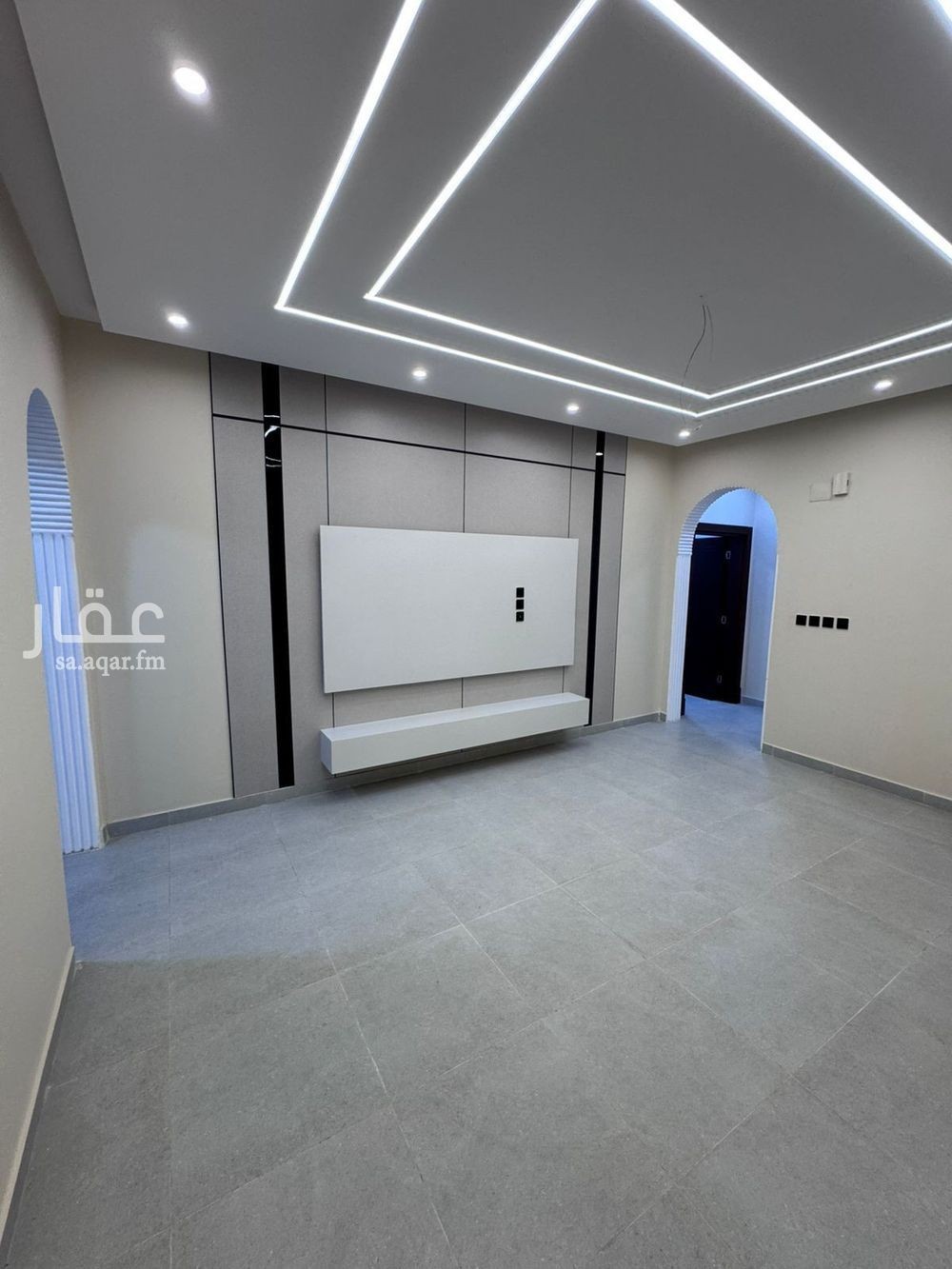 5 bedroom apartment in As Suways, Jazan 9
