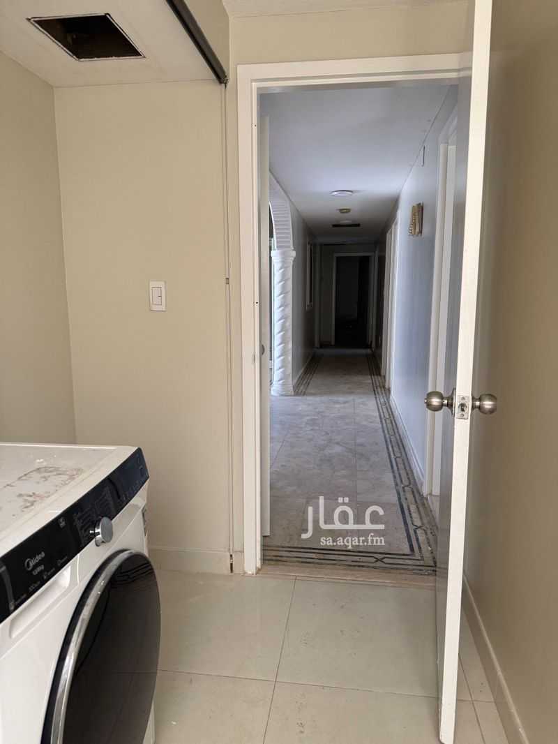 4 bedroom villa in Al Huwaylat, Eastern Province 7