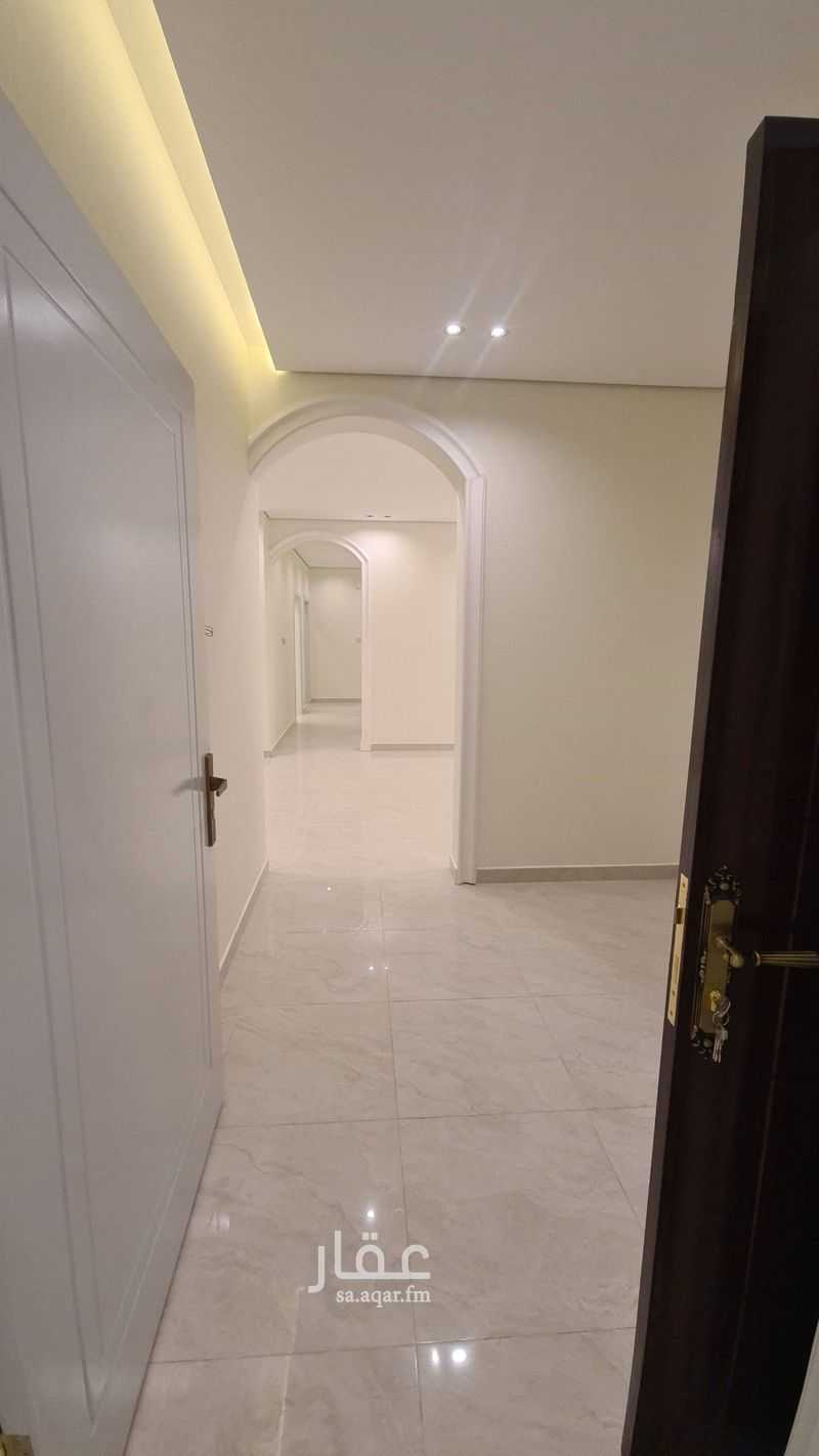 5 bedroom apartment in Al Aqiq, Taif 4