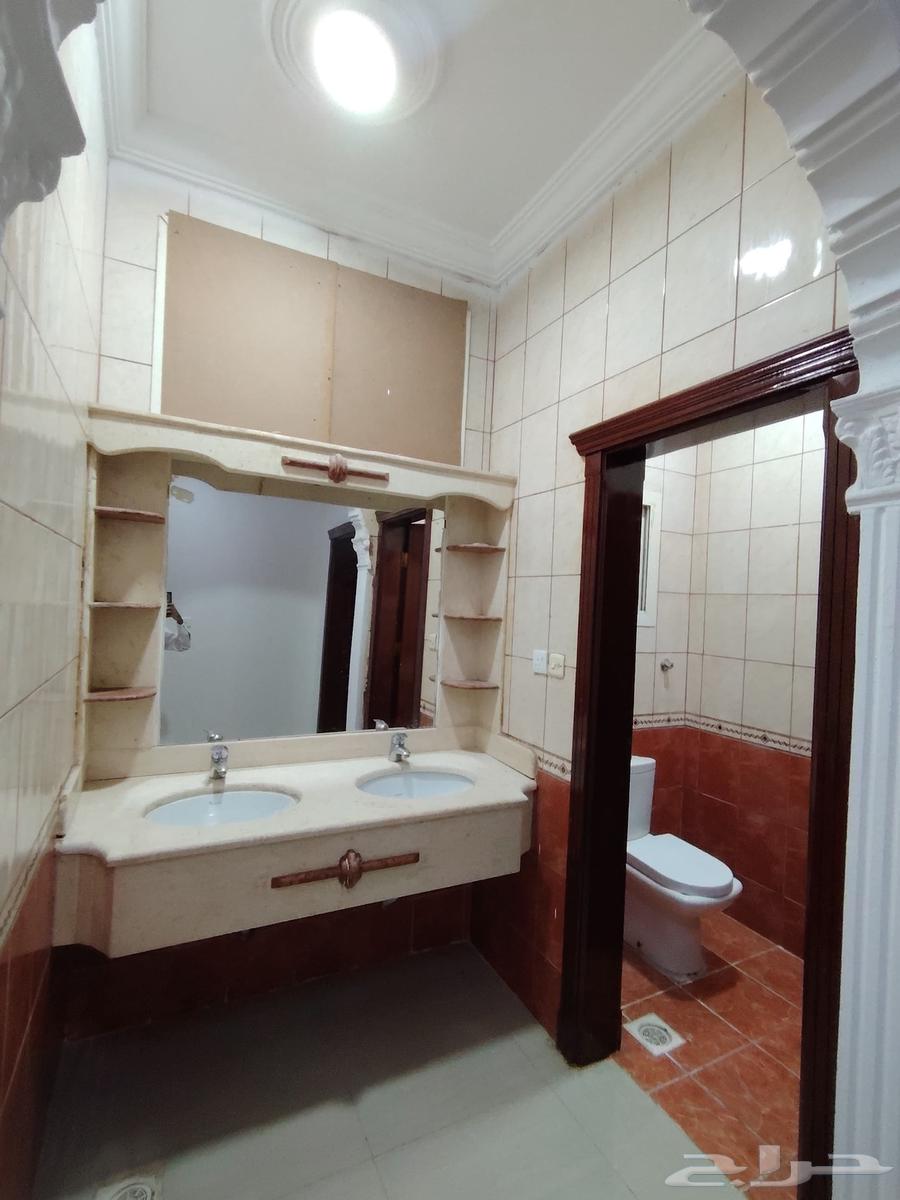 8 bedroom villa in Al Marwa, Jeddah 8