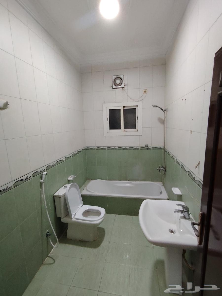 8 bedroom villa in Al Marwa, Jeddah 11