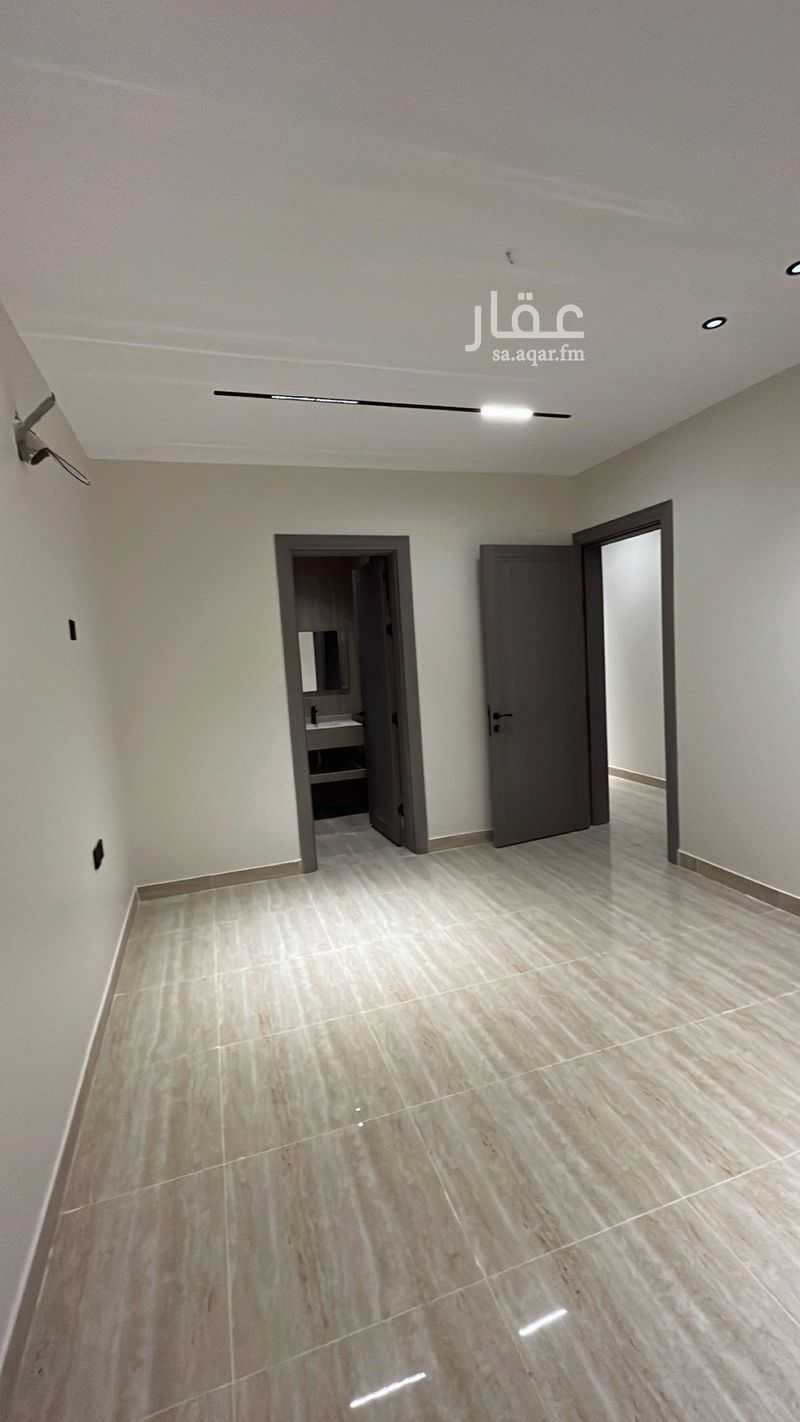 4 bedroom apartment in Eastern Province 10