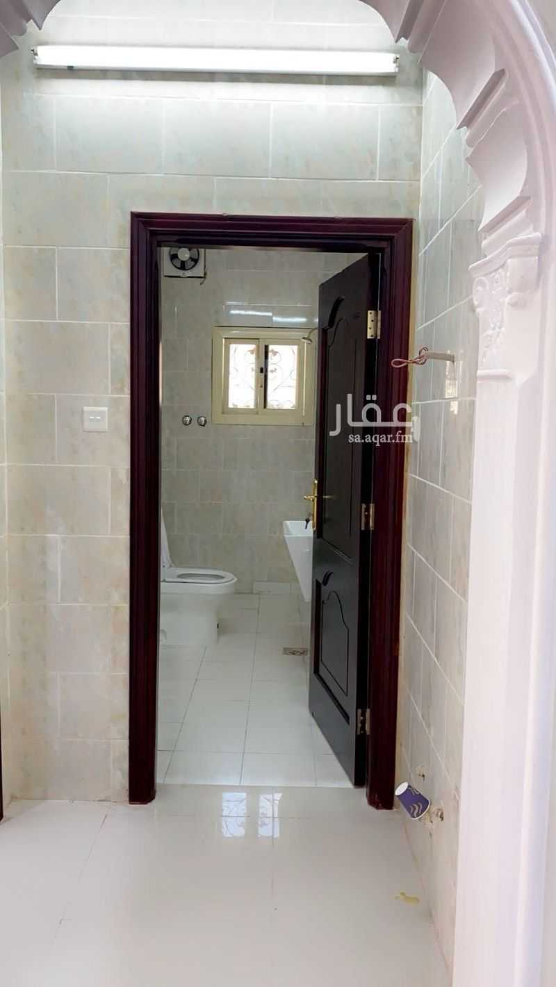 5 bedroom apartment in Al Fath, Madinah 4