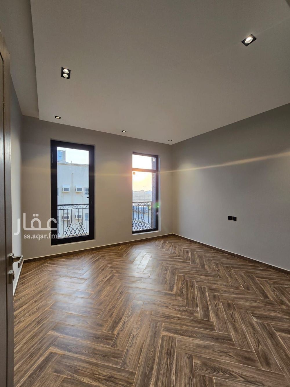 4 bedroom building in As Suways, Jazan 12
