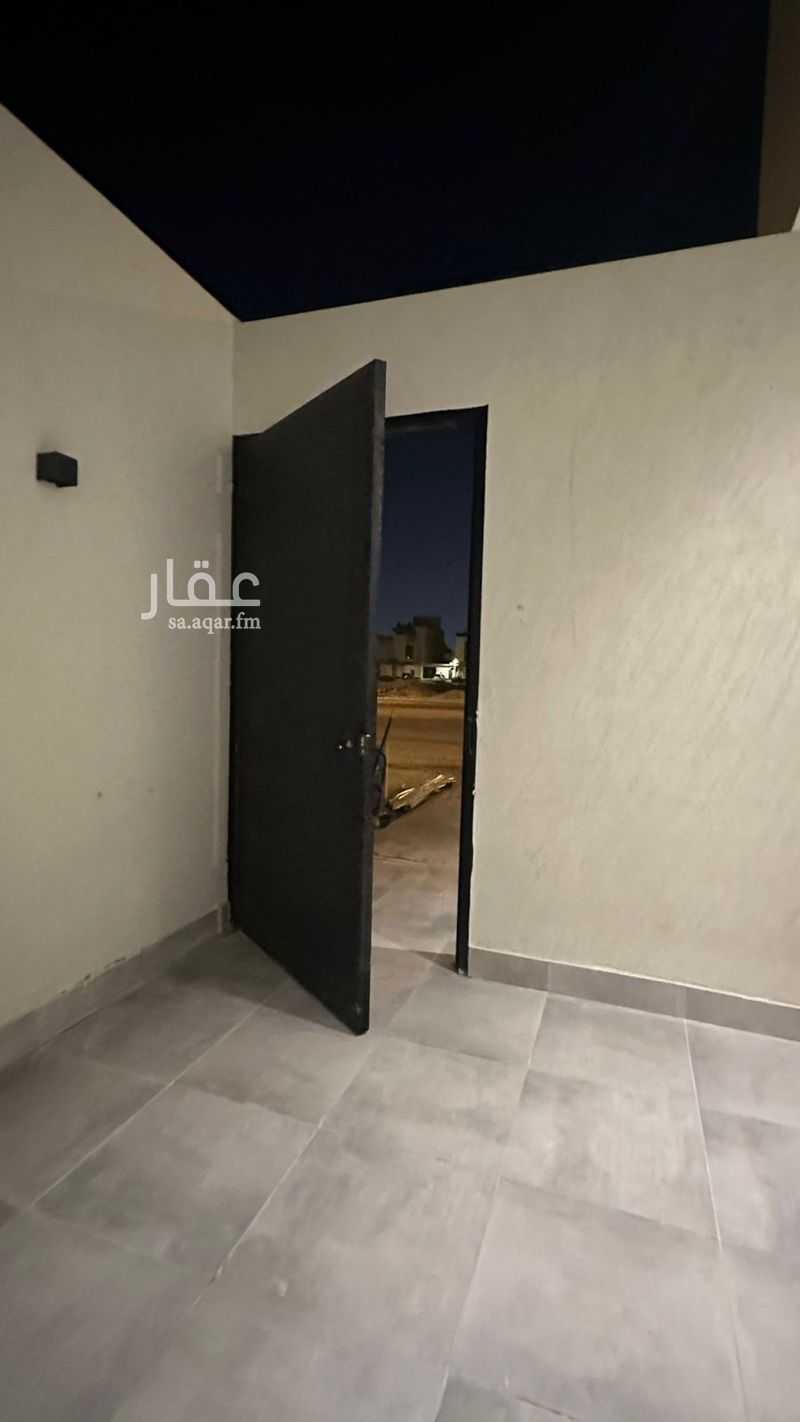 4 bedroom apartment in Riyadh 13