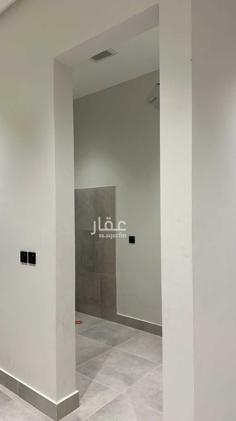 4 bedroom apartment in Riyadh 8