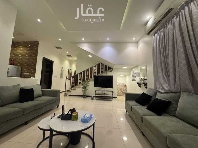 شقة في العارض