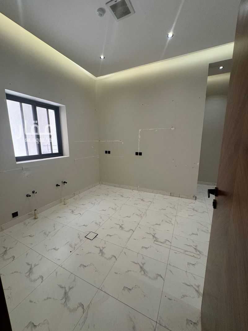 4 bedroom apartment in Riyadh 6
