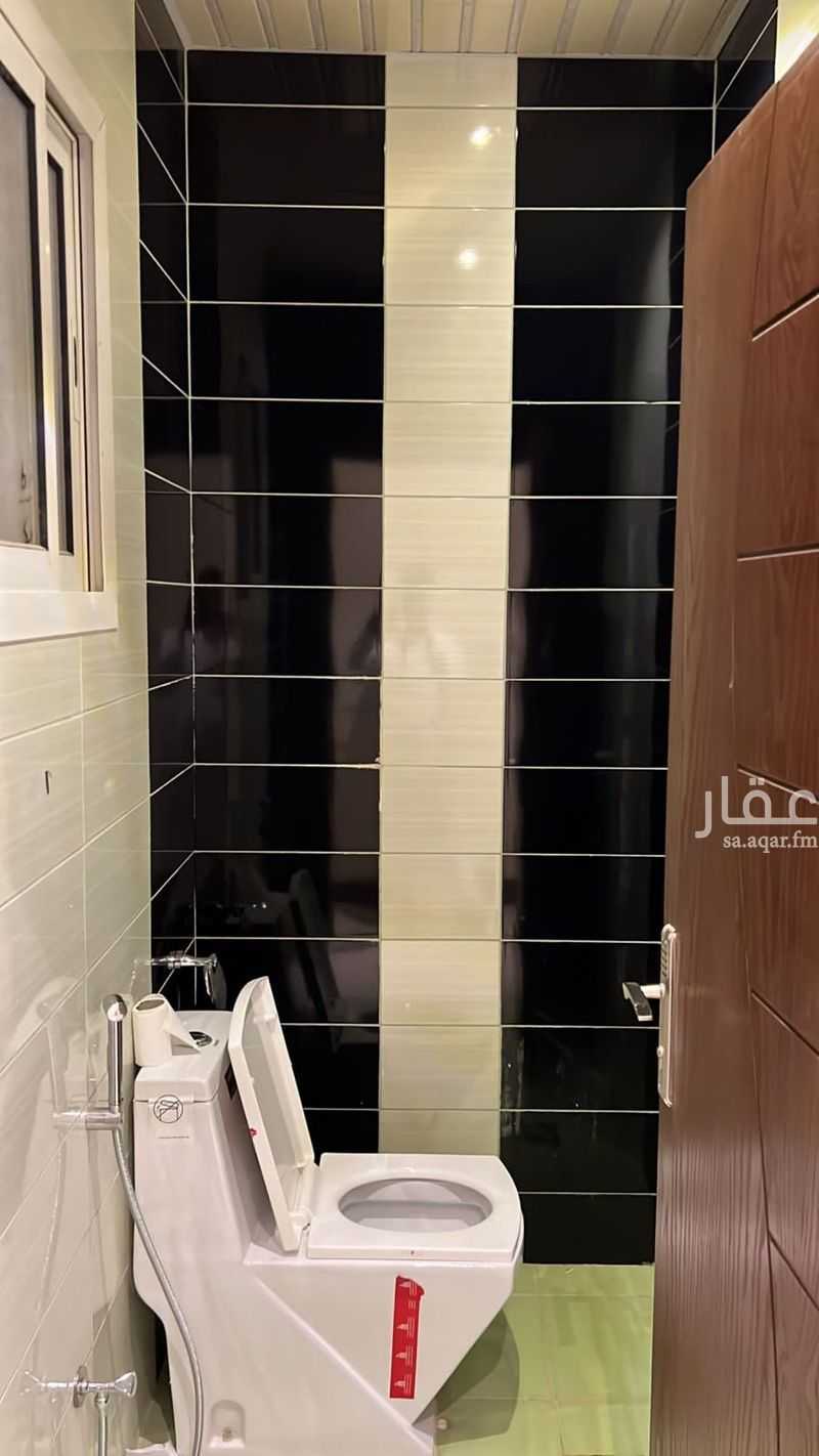 4 bedroom apartment in Al Nuzhah, Riyadh 9