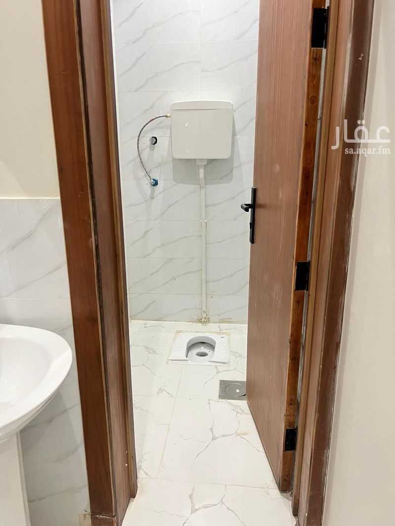 2 bedroom apartment in Al Shamisy, Riyadh 6