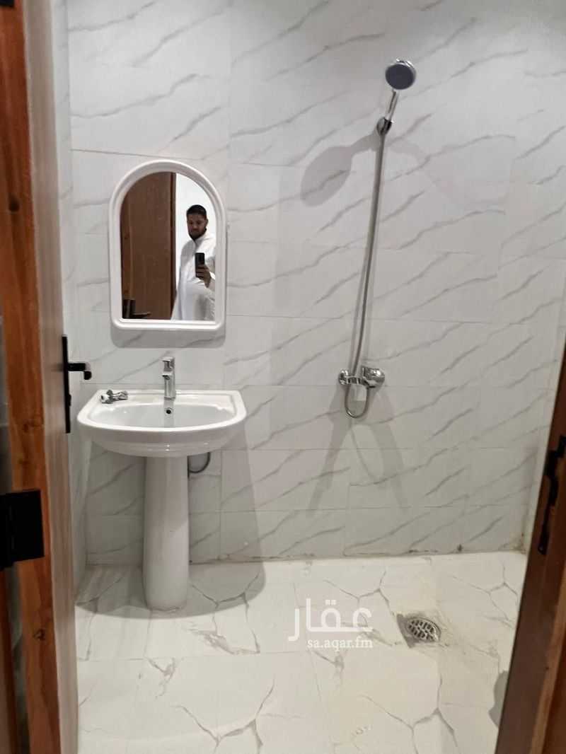 2 bedroom apartment in Al Shamisy, Riyadh 8