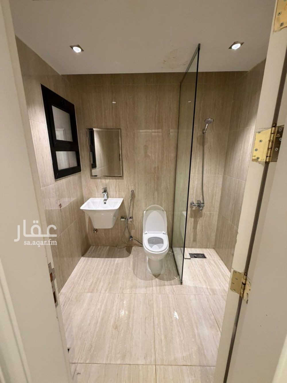 4 bedroom apartment in Riyadh 7