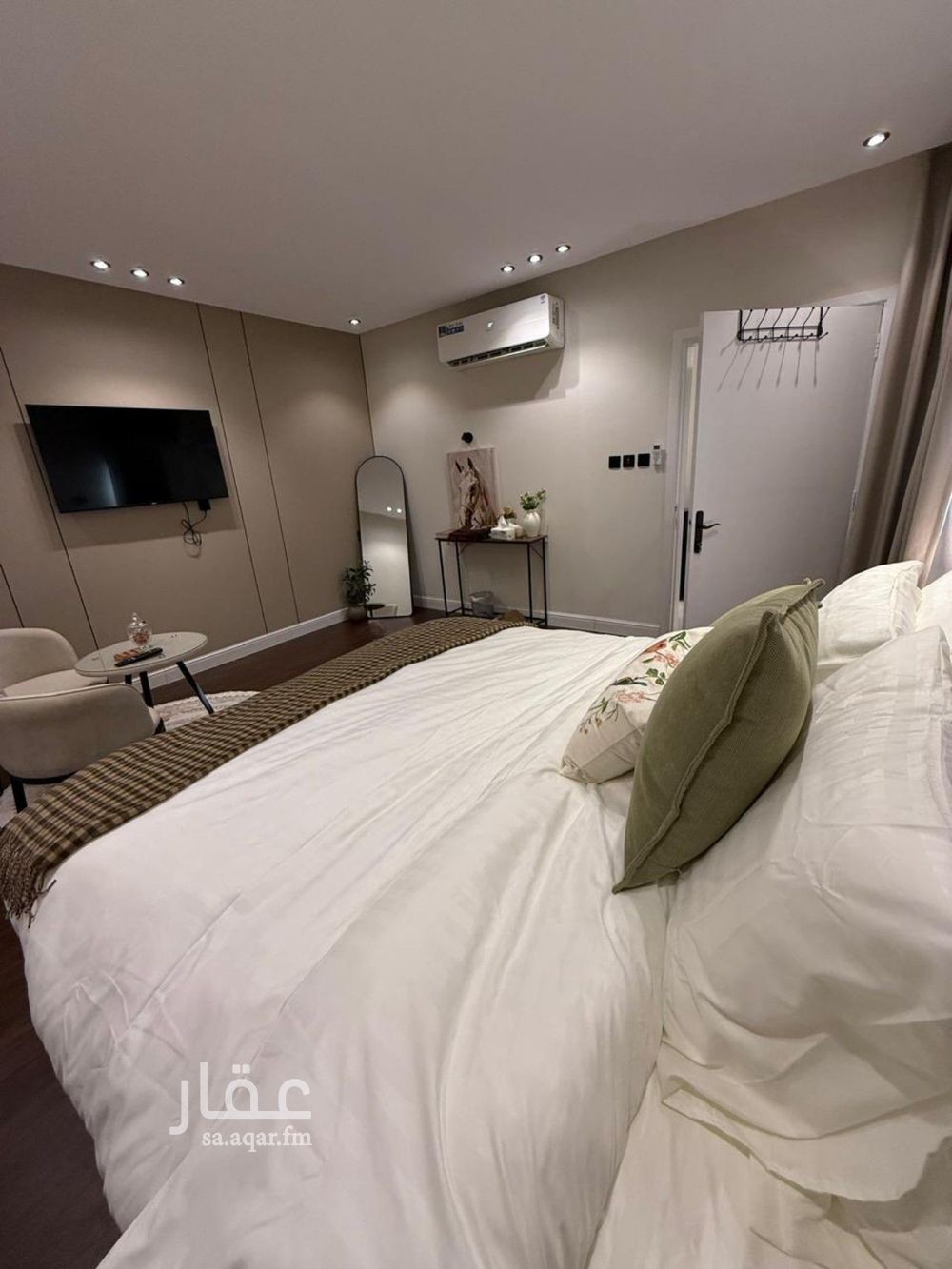 1 bedroom apartment in King Abdul Aziz, Riyadh 5