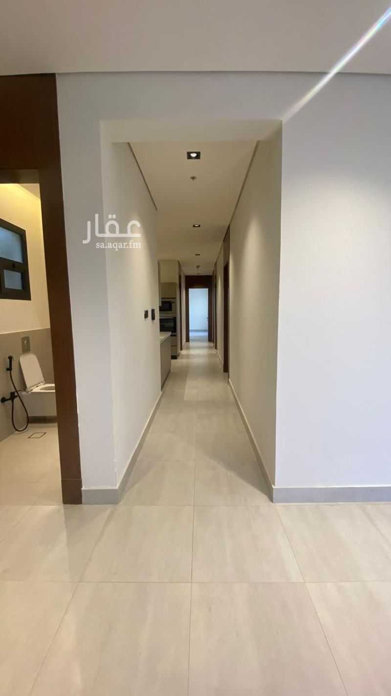 شقة 5 غرف في الرياض 12