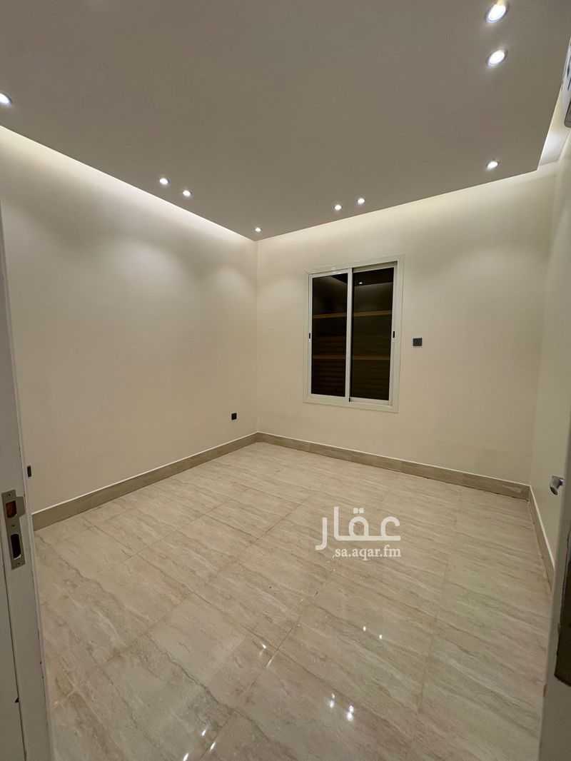 4 bedroom apartment in Riyadh 10
