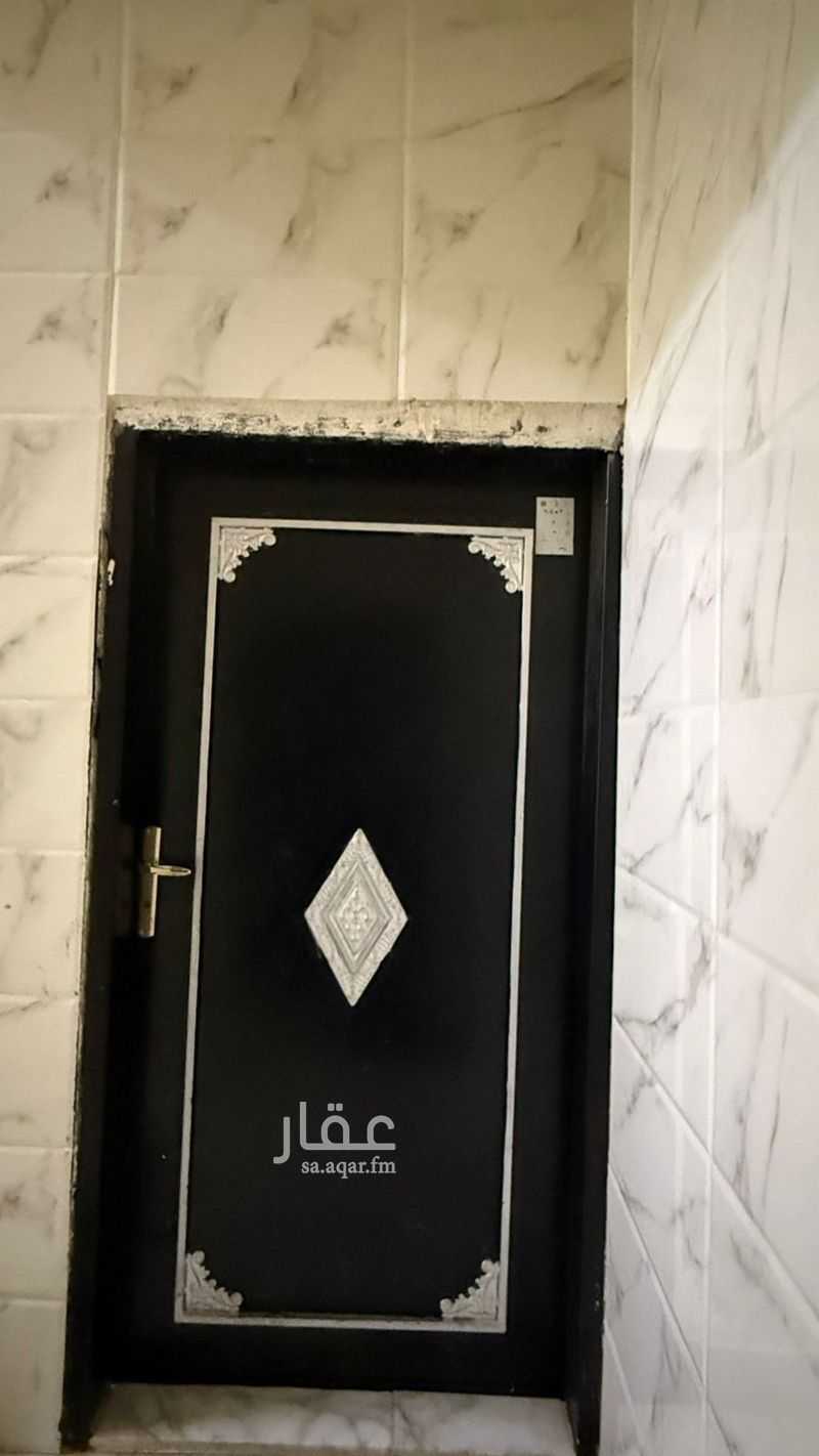 4 bedroom apartment in Riyadh 16