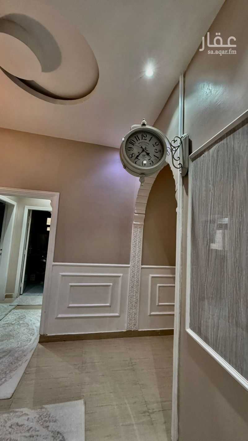 4 bedroom apartment in Riyadh 5