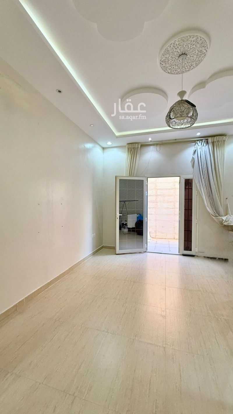 4 bedroom apartment in Riyadh 7