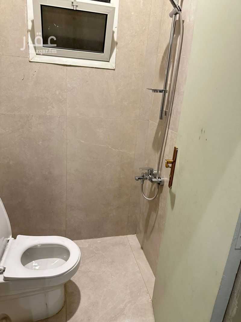 4 bedroom apartment in Al Rimal, Riyadh 4