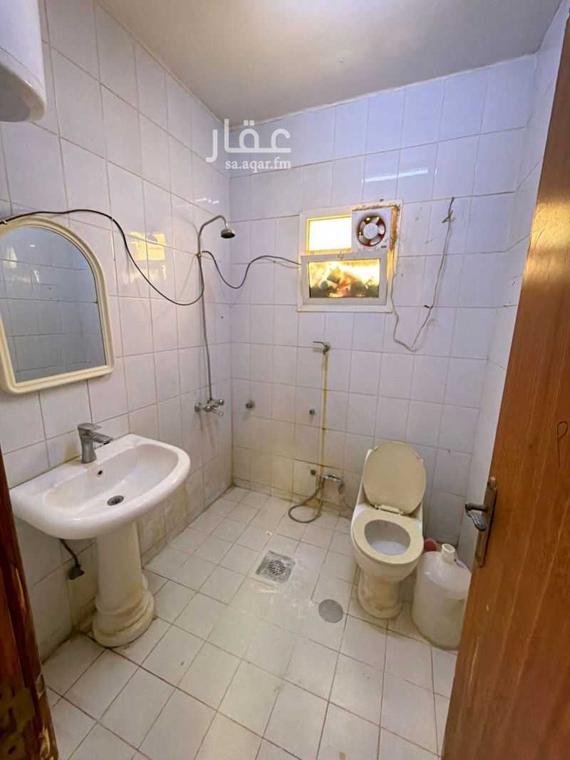 2 bedroom apartment in Riyadh 6