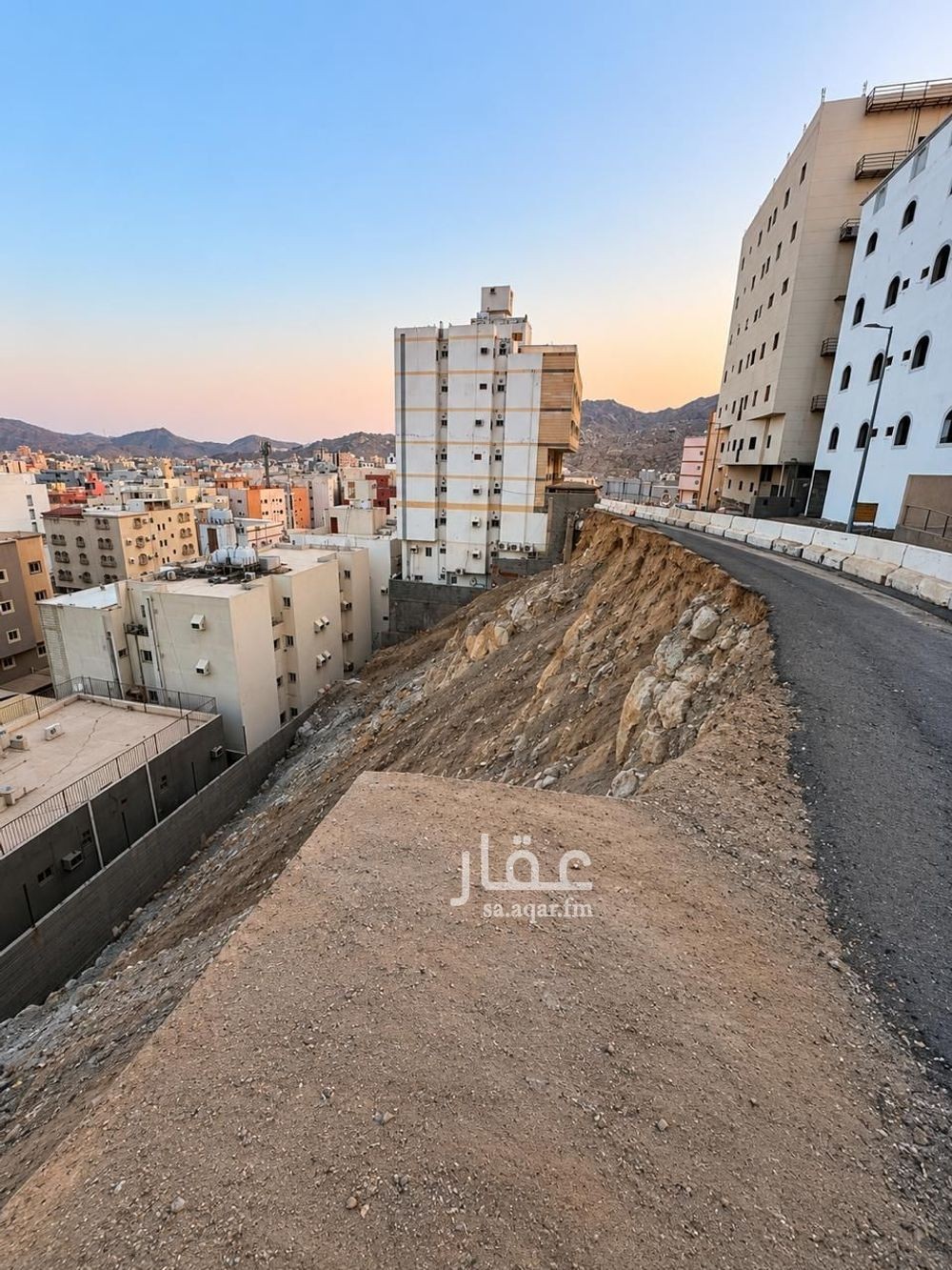 عقار  في بطحاء قريش، مكة 4