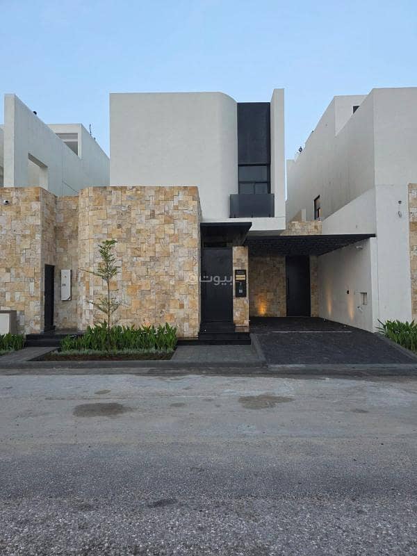4 bedroom villa in Nesaj Real Estate Compound Co. 9268 Salmah Bin Suliman, Eastern Province 2