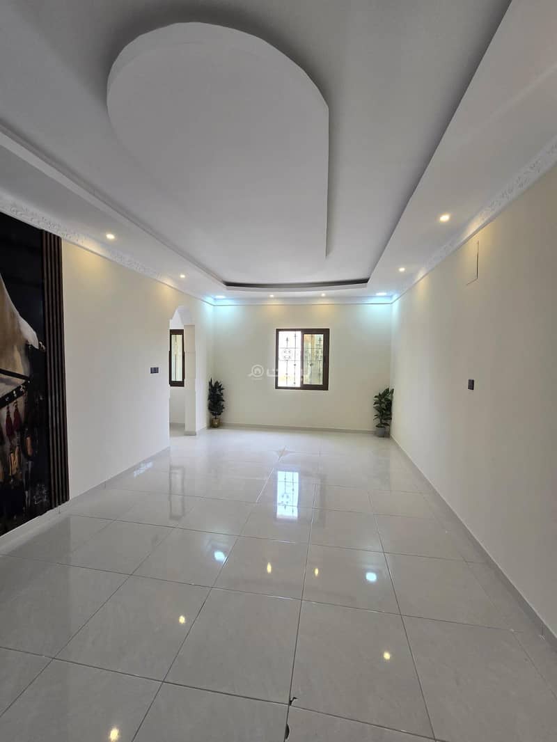 6 bedroom villa in Dahiat King Fahd, Eastern Province 16
