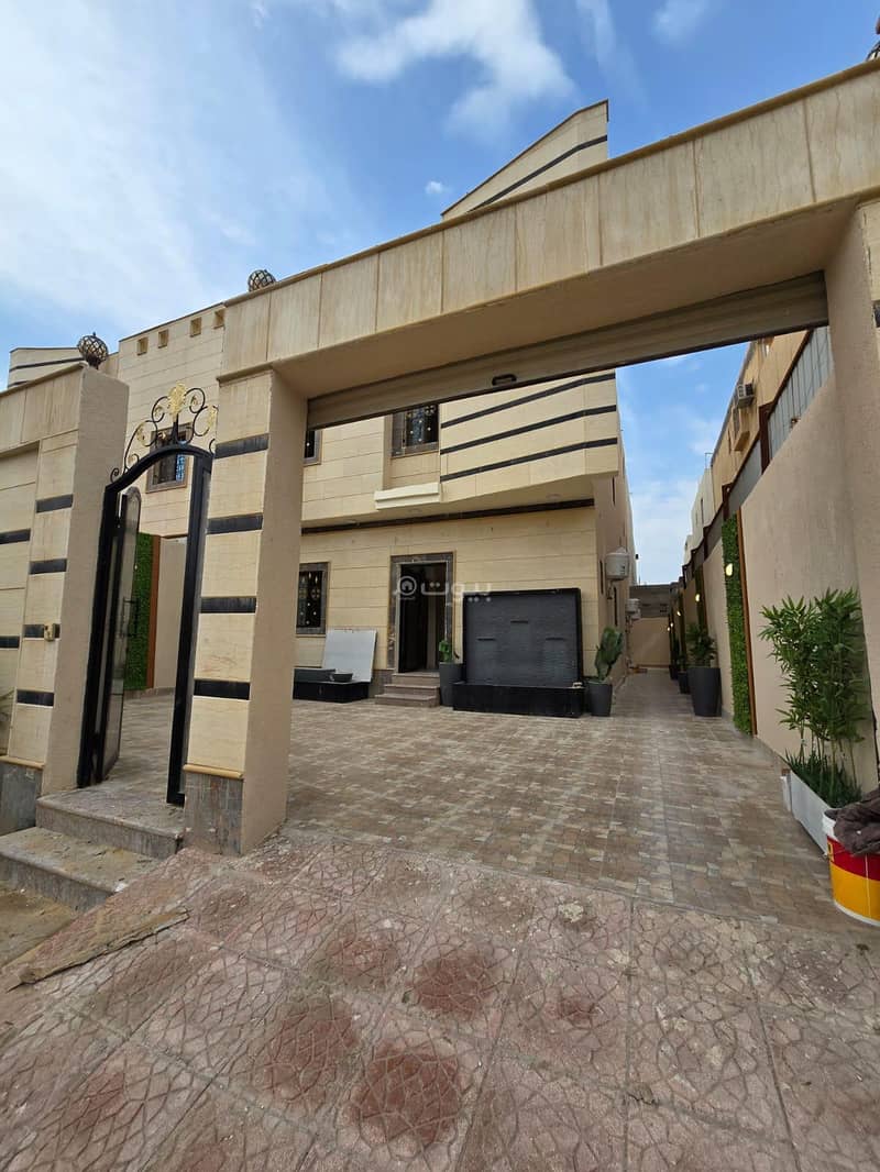 6 bedroom villa in Dahiat King Fahd, Eastern Province 3