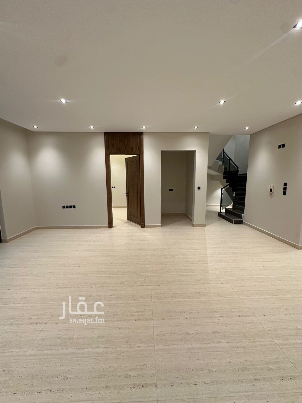 4 bedroom villa in Al Zahrah, Riyadh 11