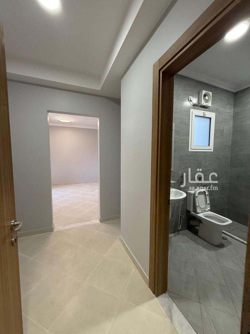 5 bedroom apartment in Jeddah 11