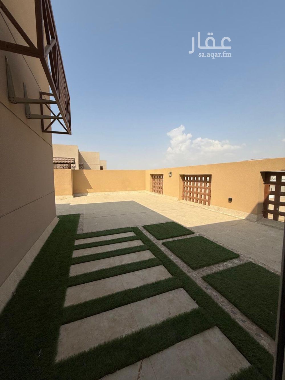 5 bedroom apartment in Jeddah 18
