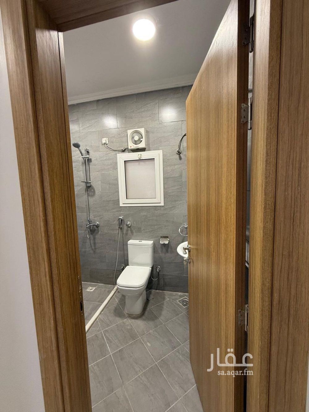 5 bedroom apartment in Jeddah 9