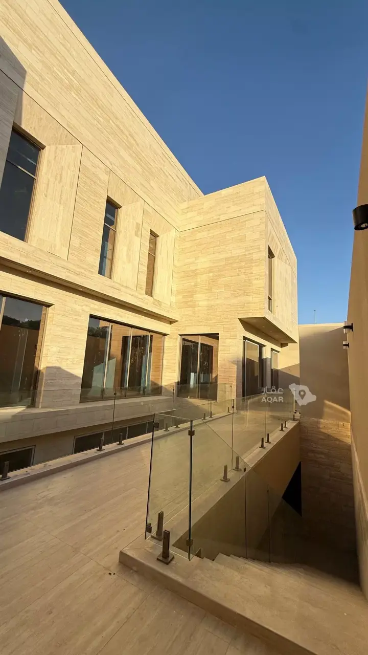 5 bedroom villa in Al Muhammadiyah, Riyadh 4