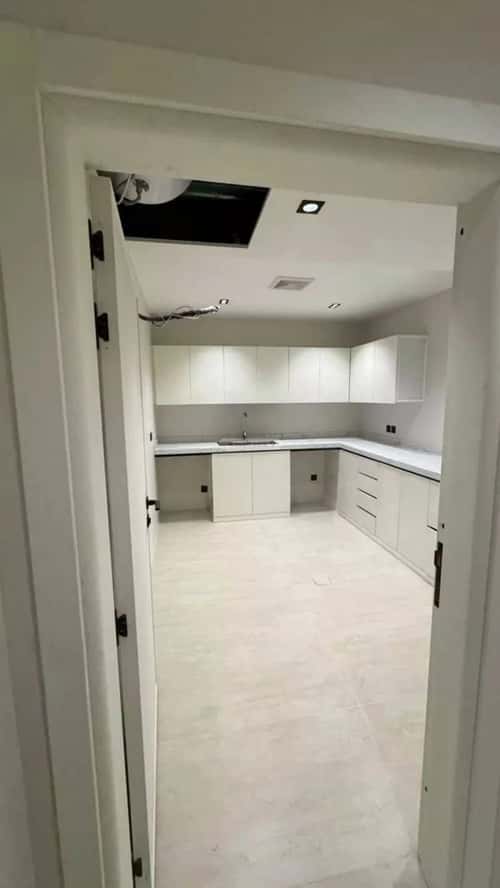 3 bedroom apartment in King Salman, Riyadh 7