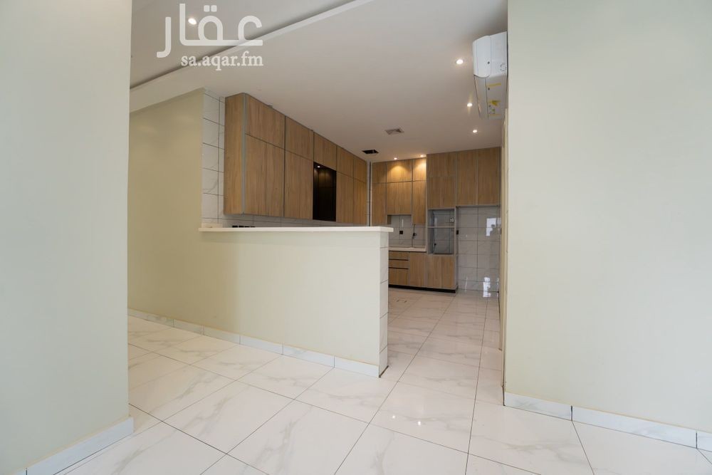 6 bedroom apartment in Jeddah 4