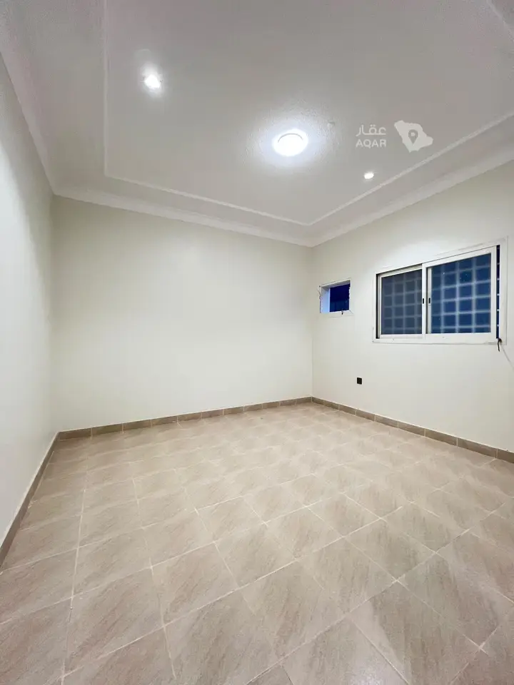 3 bedroom apartment in Al Rabwa, Riyadh 4