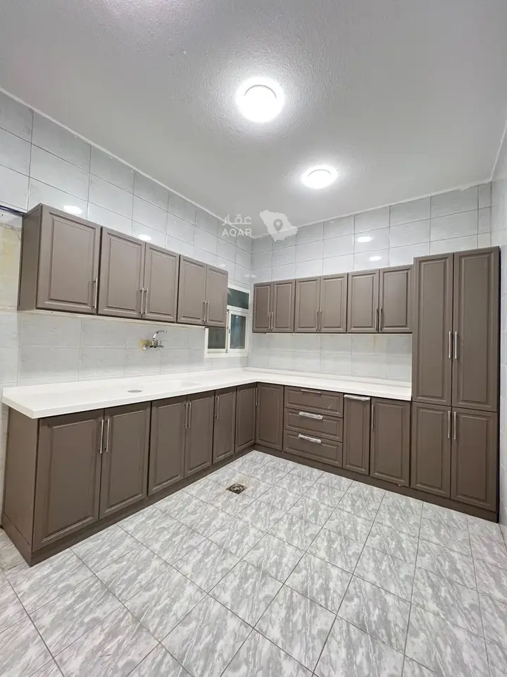 3 bedroom apartment in Al Rabwa, Riyadh 10