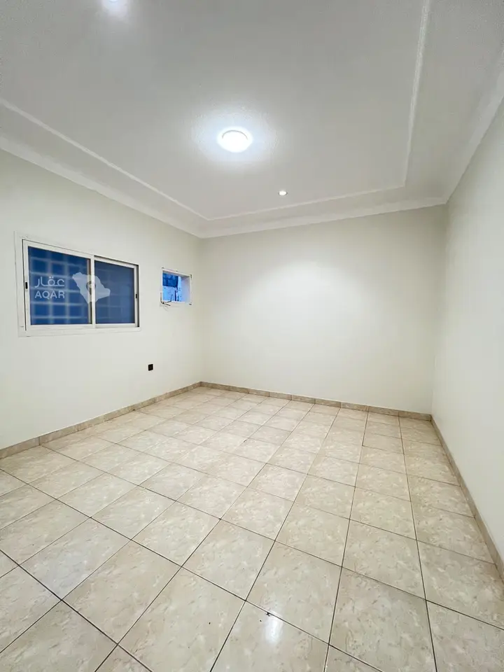 3 bedroom apartment in Al Rabwa, Riyadh 5