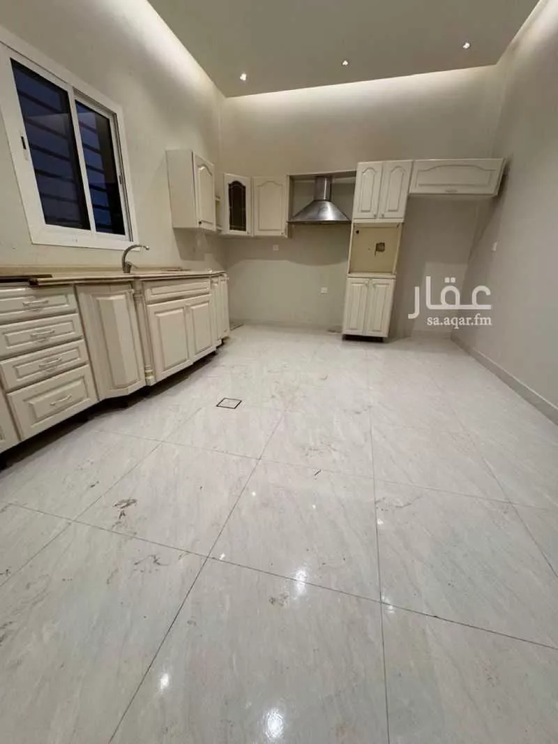 3 bedroom apartment in Al Fanar, Jeddah 8
