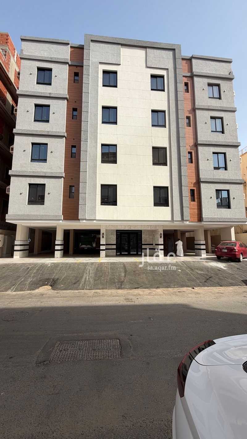 2 bedroom apartment in Al Rabwa, Jeddah 4