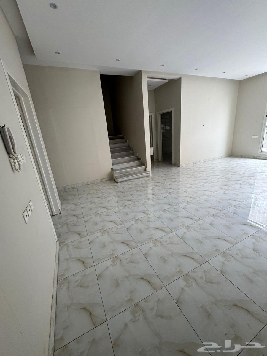 5 bedroom apartment in Tuwaiq, Riyadh 9