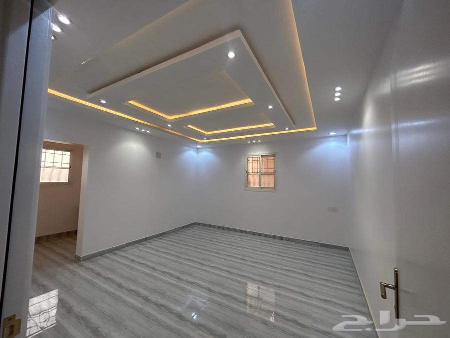 فيلا 4 غرف في الملك عبدالله، الرياض 5