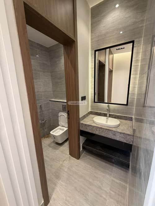 4 bedroom apartment in Al Yarmouk, Riyadh 17