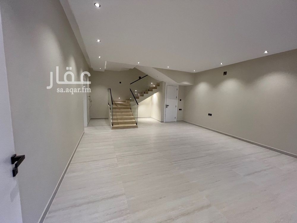 4 bedroom villa in Al Hazm, Riyadh 4