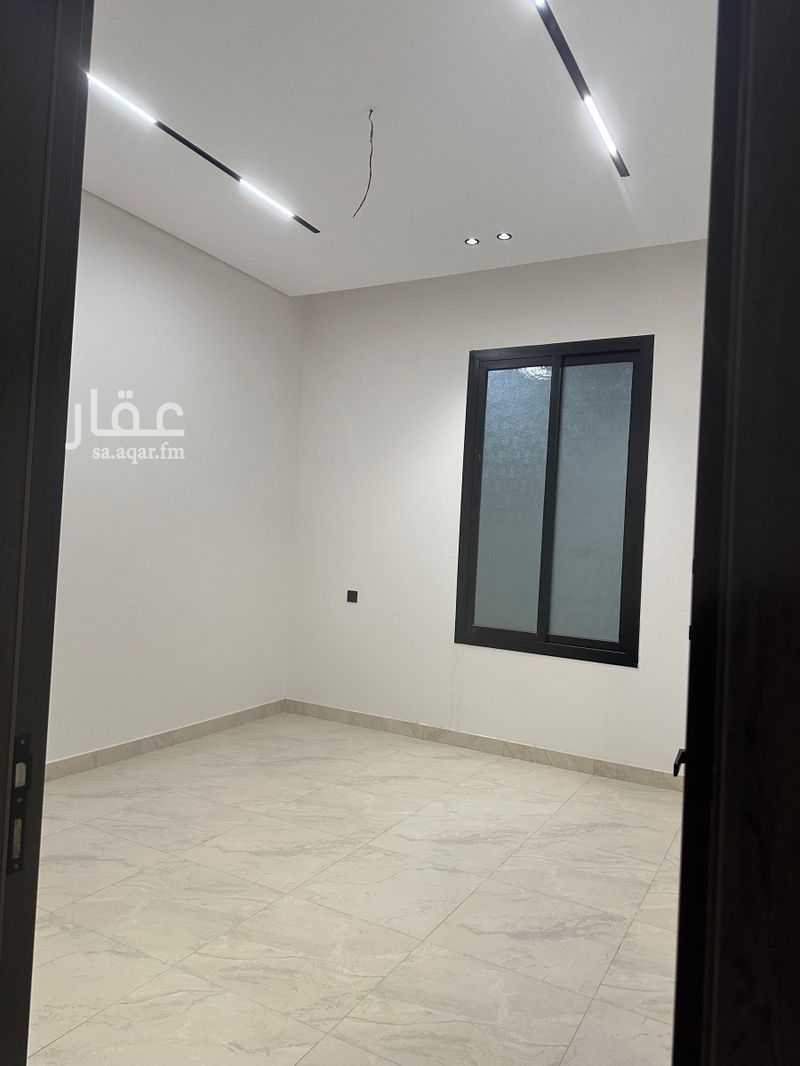 4 bedroom apartment in Jeddah 8