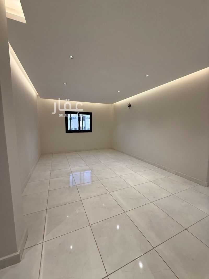 3 bedroom apartment in Al Safaa, Jeddah 4