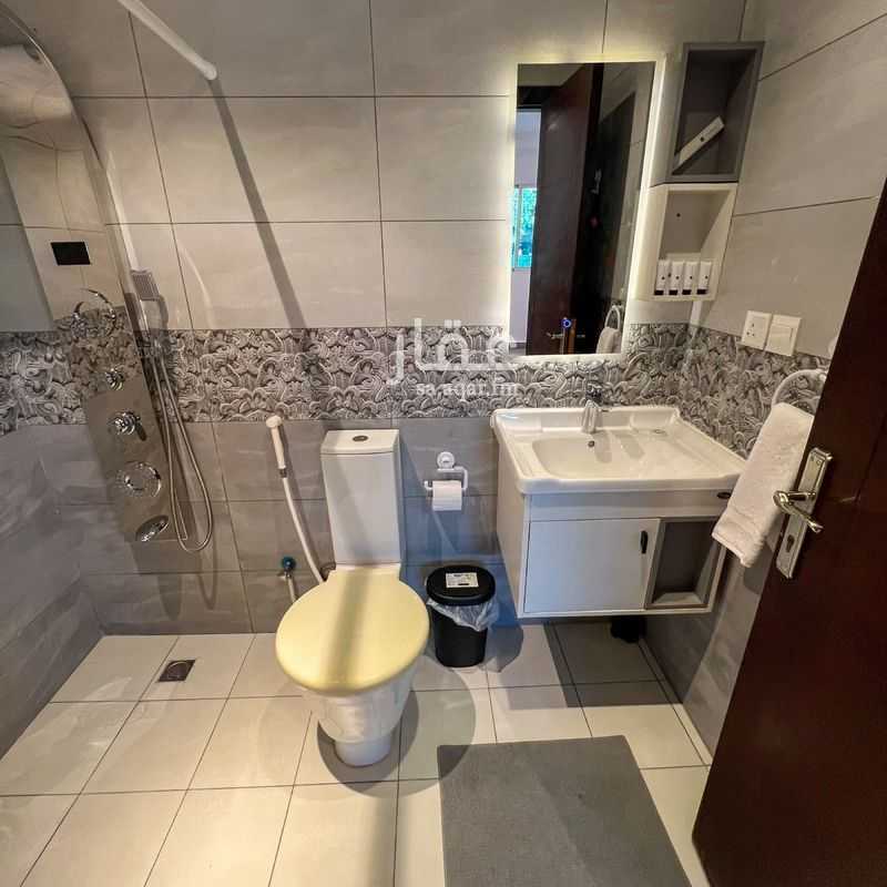 2 bedroom apartment in Jeddah 6
