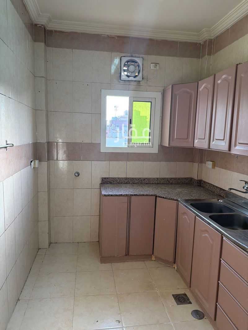 3 bedroom apartment in Mishrifah, Jeddah 4