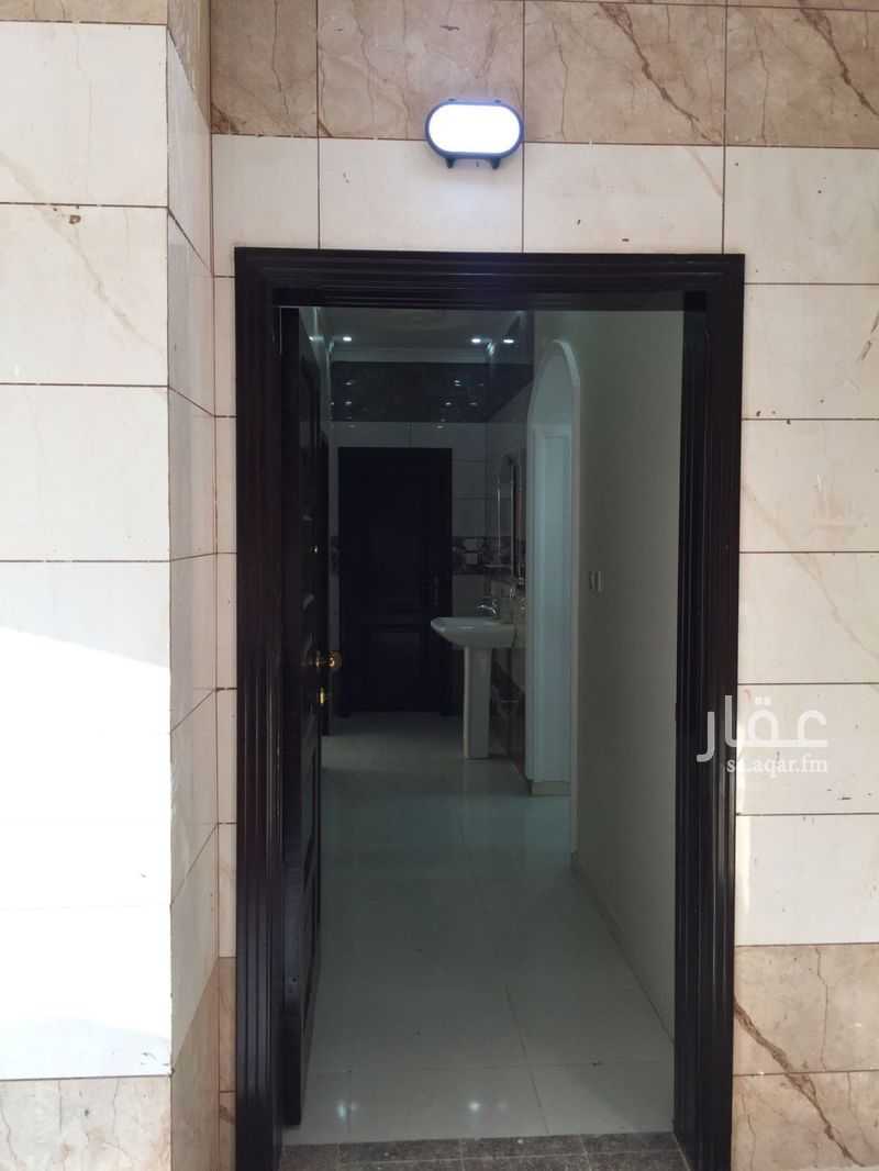 2 bedroom apartment in Al Bashaer, Jeddah 4